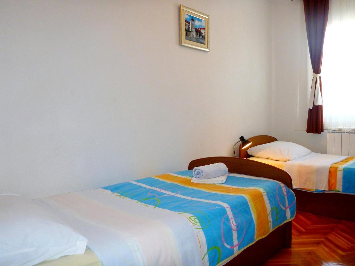 Apartmani Jole Traù Esterno foto