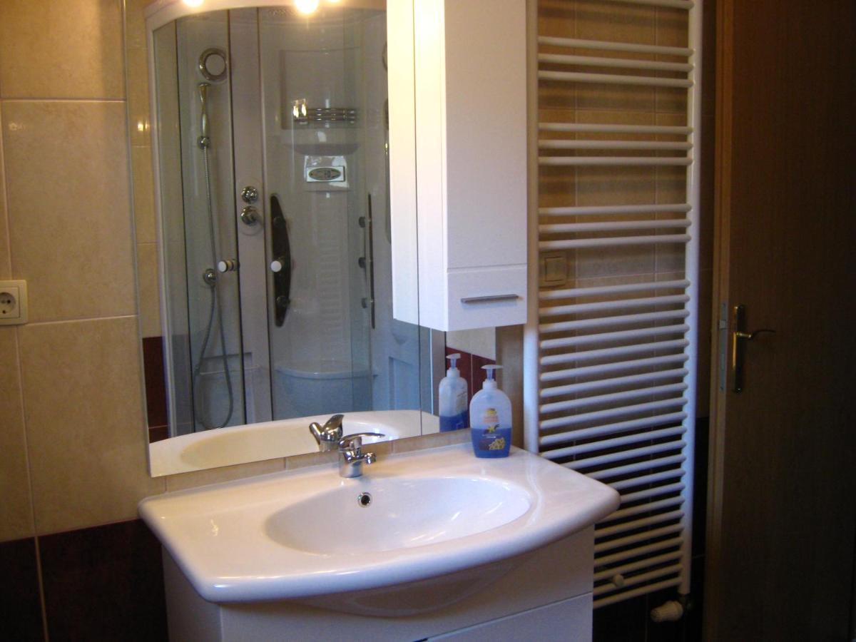 Apartmani Jole Traù Esterno foto